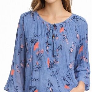 Chic Floral Blue Blouse